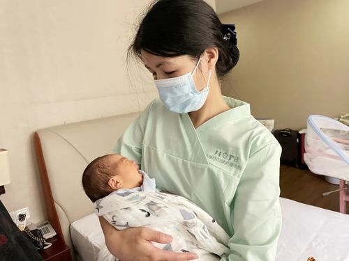 赫拉媽媽優秀月嫂推薦 專業貼心母嬰護理，膳膳食定制產康催乳一站式服務